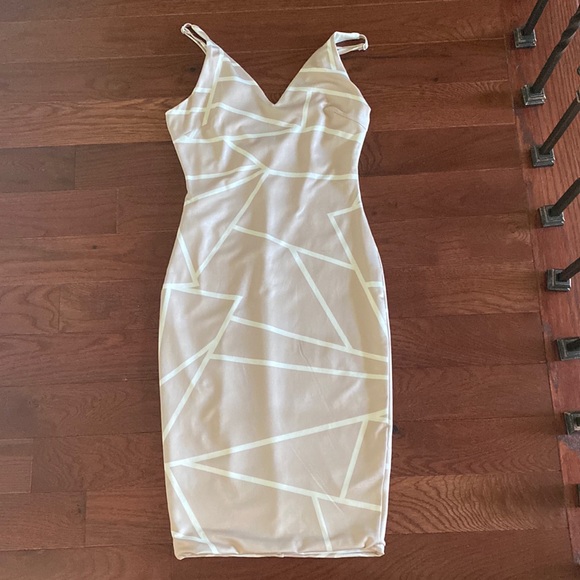 Hello Molly Dresses & Skirts - Hello Molly Beige Geometric Midi Dress